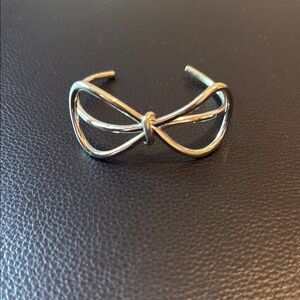 Kate Spade silver bow bracelet